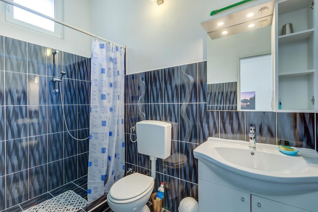 Holiday Home Nikol Велі-Лошинь Екстер'єр фото
